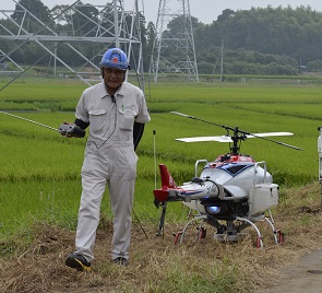 2020年度 鹿室のコスモス畑にコスモスの種を蒔くときの様子 写真7枚目