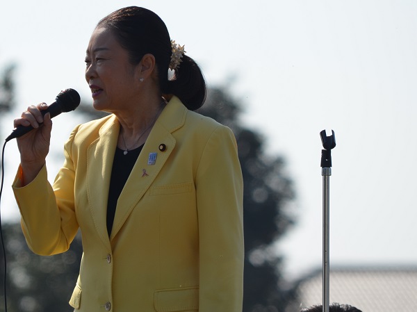 鹿室のコスモス見学に2023年11月3日に土屋復興大臣がいらっしゃいましたのでその様子を撮影した写真14枚目