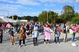 2014年度鹿室コスモス祭りの会場でのスマップ写真3枚目