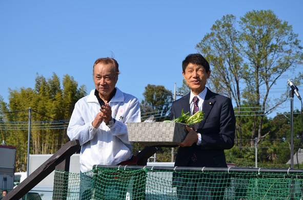 鹿室コスモス 2024年度11月３日「花音いけばなLIVE」第二部の様子の写真13枚目