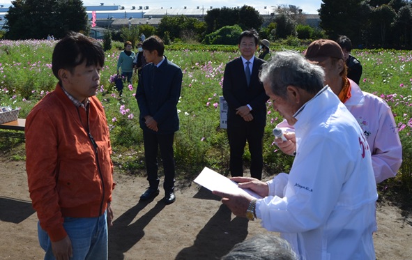 鹿室コスモス 地域の絆で咲かせた「コスモス祭り」2025年11月03日の画像3枚目